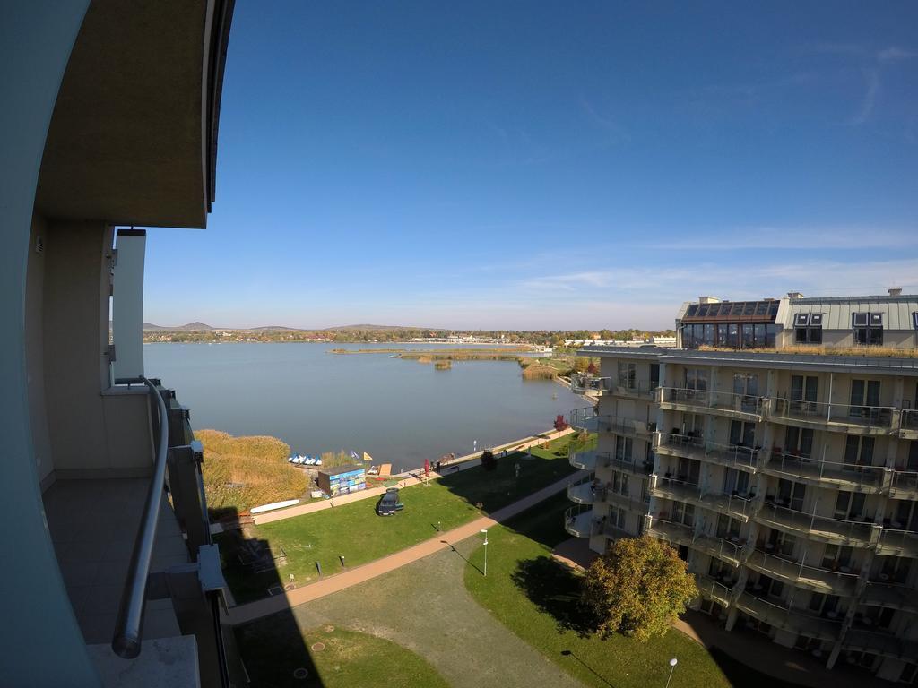 Lake And Spa Apartman แวแลนแซ ภายนอก รูปภาพ
